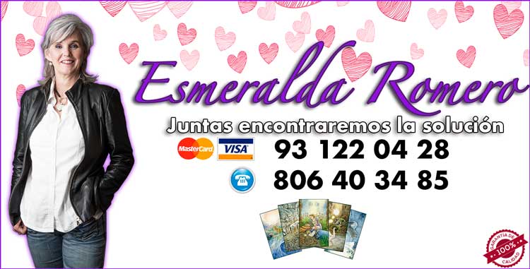Esmeralda Romero vidente y tarotista - tarot profesional